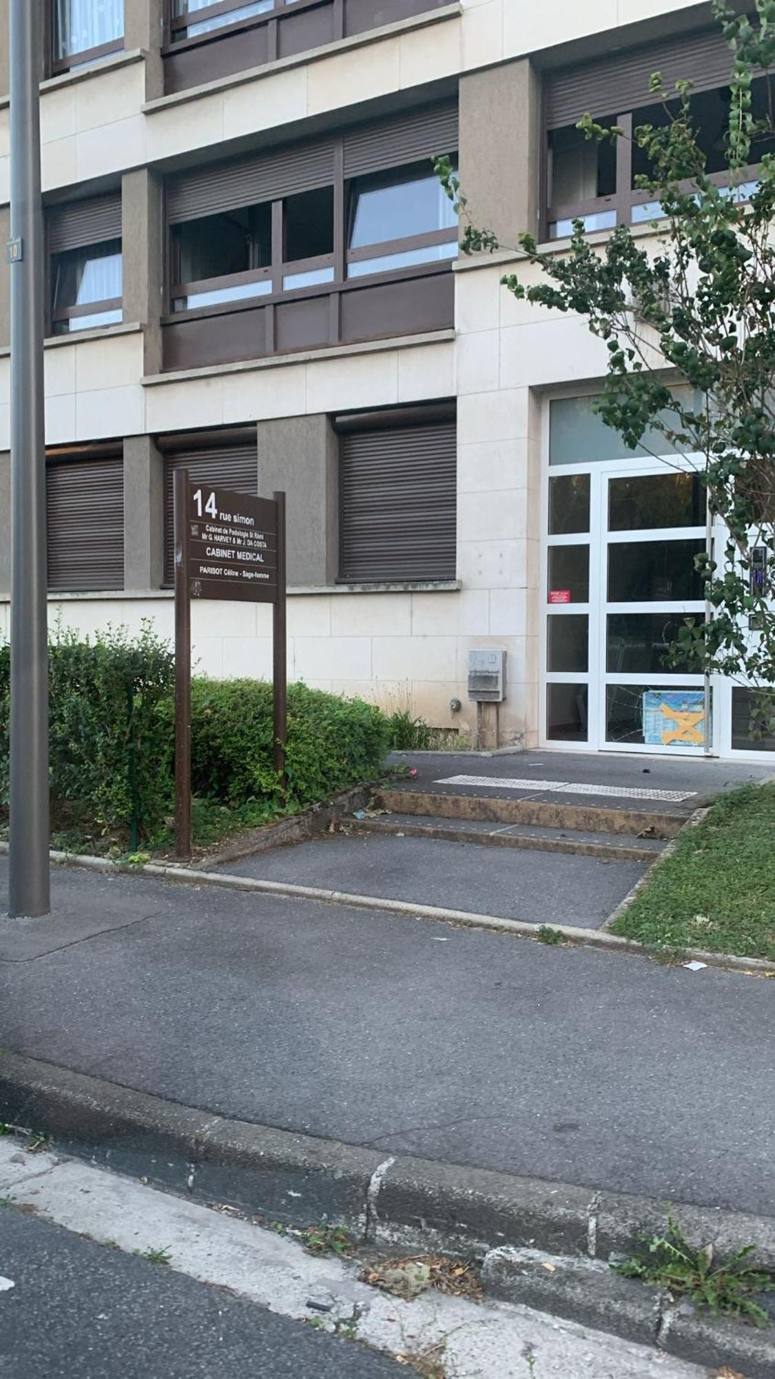 Reims Centre-Ville - 2 Chambres - 6 Personnes Au 1 Er Etage Exterior photo