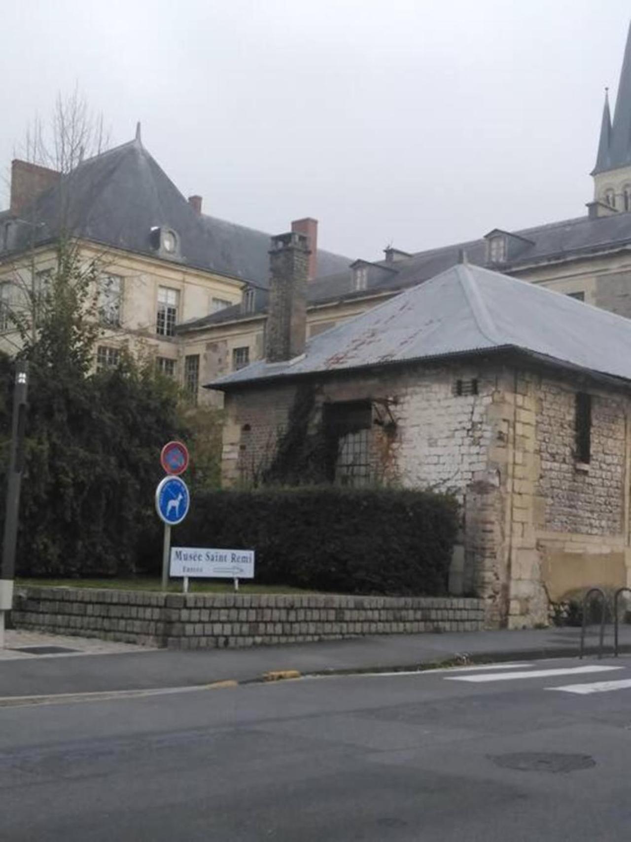 Reims Centre-Ville - 2 Chambres - 6 Personnes Au 1 Er Etage Exterior photo